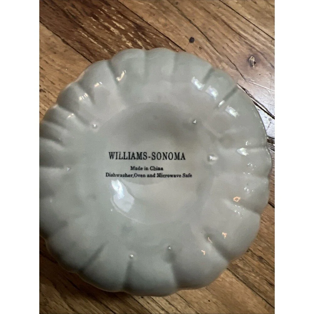 Vintage Williams-Sonoma Pumpkin Soup Bowls with Lids Sage Green NEVER USED